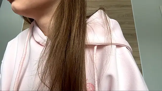 lisa montana online show from 02/04/26, 09:59