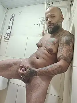 Snapshot of morenoteza0 chatting on 02/25/26, 12:20 morenoteza0 online show from 02/25/26, 12:20