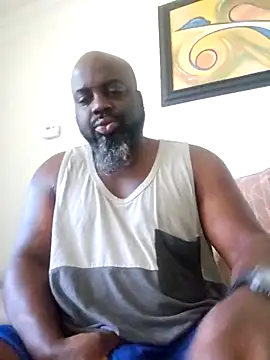 Snapshot of ceedevon13 chatting on 04/20/26, 01:47 ceedevon13 online show from 04/20/26, 01:47