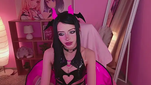 Snapshot of Dark_Diva chatting on 03/06/26, 09:33 Dark Diva online show from 03/06/26, 09:33