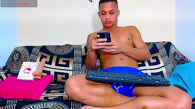 Snapshot of black22cmdirty chatting on 03/14/26, 10:42 black22cmdirty online show from 03/14/26, 10:42