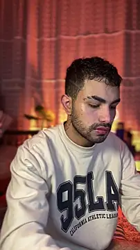 Snapshot of juancho_hairy chatting on 02/12/26, 05:13 juancho hairy online show from 02/12/26, 05:13