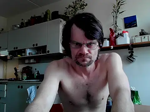 Snapshot of PM12345A chatting on 04/05/26, 03:31 PM12345A online show from 04/05/26, 03:31