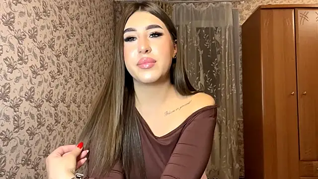 Snapshot of MarionJosue chatting on 12/20/25, 07:21 MarionJosue online show from 12/20/25, 07:21