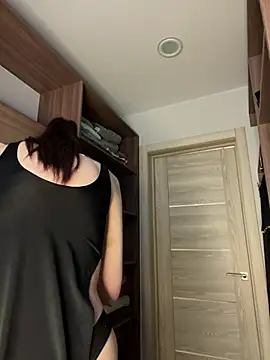 Snapshot of RussianGirls_ chatting on 04/19/26, 01:10 RussianGirls online show from 04/19/26, 01:10