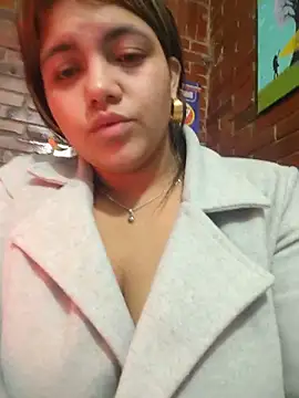 Snapshot of Ivy_enjoy chatting on 06/22/26, 03:25 Ivy enjoy online show from 06/22/26, 03:25