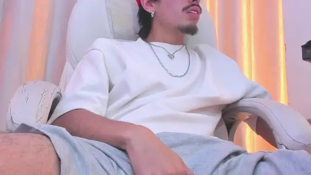 nicopapi  online show from 01/08/26, 08:33