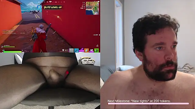 Snapshot of crewny chatting on 12/20/25, 11:34 crewny online show from 12/20/25, 11:34