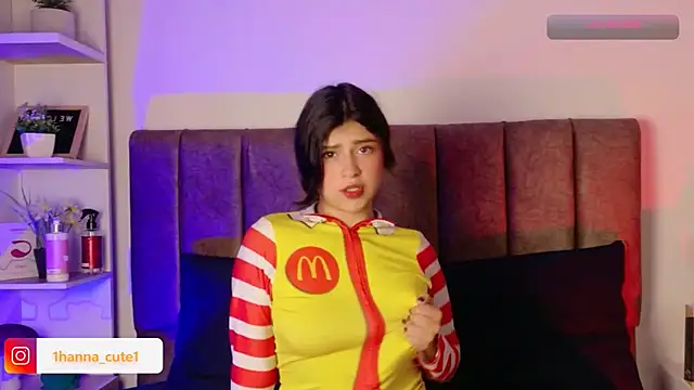 Snapshot of hannaa_cute chatting on 03/11/26, 11:16 hannaa cute online show from 03/11/26, 11:16