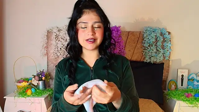 Snapshot of hannaa_cute chatting on 04/06/26, 02:51 hannaa cute online show from 04/06/26, 02:51