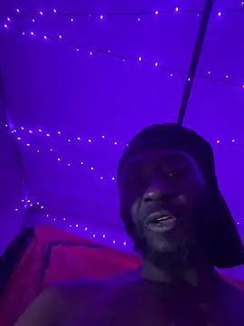 Cantgetenough0069 online show from 04/13/26, 07:25