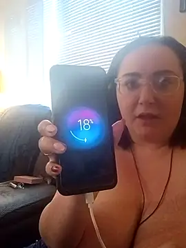 Snapshot of pinkcheetah12 chatting on 03/19/26, 01:37 pinkcheetah12 online show from 03/19/26, 01:37