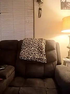 Snapshot of pinkcheetah12 chatting on 04/05/26, 12:41 pinkcheetah12 online show from 04/05/26, 12:41