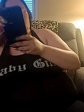 Snapshot of pinkcheetah12 chatting on 04/05/26, 11:13 pinkcheetah12 online show from 04/05/26, 11:13