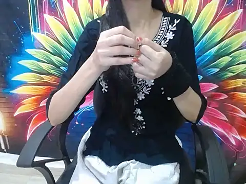 Snapshot of Farhana_beautyfull chatting on 05/01/26, 04:39 Farhana beautyfull online show from 05/01/26, 04:39