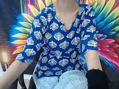 Snapshot of Farhana_beautyfull chatting on 05/20/26, 04:51 Farhana beautyfull online show from 05/20/26, 04:51