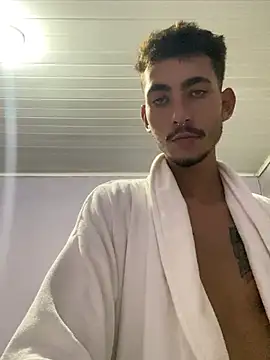 Snapshot of GuioficialBr chatting on 02/24/26, 11:36 GuioficialBr online show from 02/24/26, 11:36