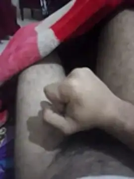 Snapshot of ShadedTrust71 chatting on 12/19/25, 11:34 ShadedTrust71 online show from 12/19/25, 11:34