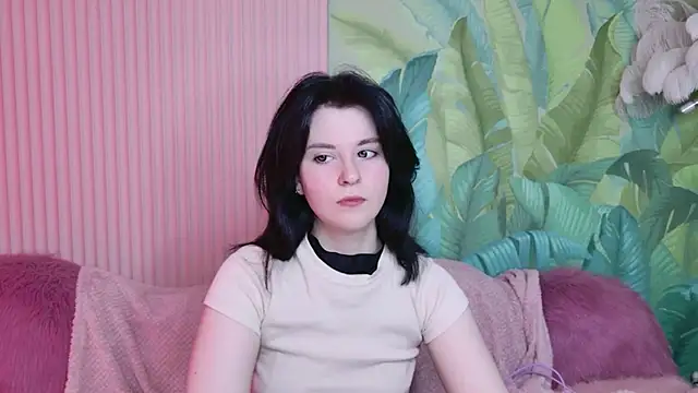 Milana Cold online show from 01/15/26, 08:34