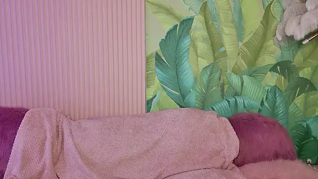 Milana Cold online show from 01/17/26, 08:45