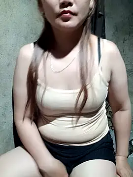 Snapshot of yula-bi chatting on 06/09/26, 01:34 yula-bi online show from 06/09/26, 01:34