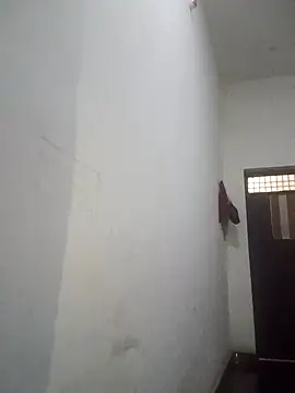 Snapshot of anshika_yadav chatting on 12/23/25, 08:56 anshika yadav online show from 12/23/25, 08:56