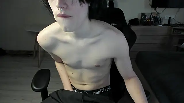 Snapshot of JohnGaliano chatting on 04/01/26, 04:48 JohnGaliano online show from 04/01/26, 04:48
