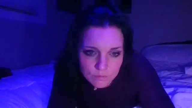 Snapshot of FJCamming chatting on 12/20/25, 12:29 FJCamming online show from 12/20/25, 12:29