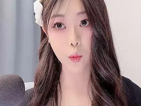 smalldaisy online show from 01/18/26, 02:15