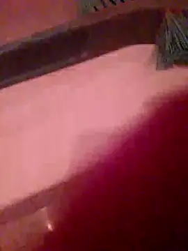 Snapshot of noty_tanyy chatting on 12/19/25, 06:15 noty tanyy online show from 12/19/25, 06:15