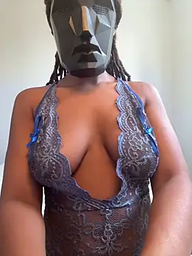 Snapshot of cassie_miller_velvet chatting on 02/16/26, 12:56 cassie miller velvet online show from 02/16/26, 12:56