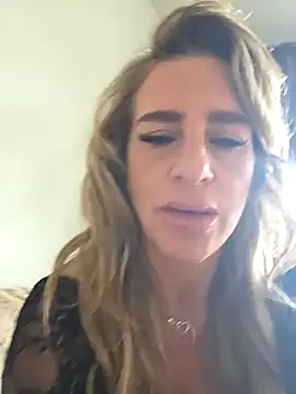 LaLynn online show from 03/01/26, 01:13