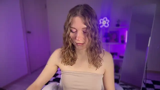 KellySunn online show from 04/15/26, 08:10