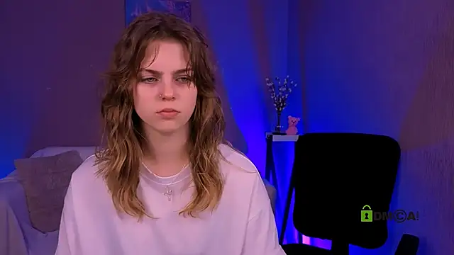 Snapshot of naya_may chatting on 03/25/26, 10:10 naya may online show from 03/25/26, 10:10