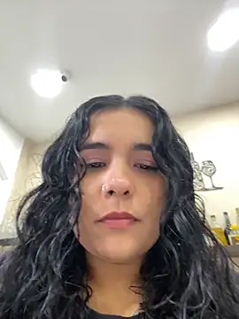 Snapshot of ateneacute chatting on 04/07/26, 01:55 ateneacute online show from 04/07/26, 01:55