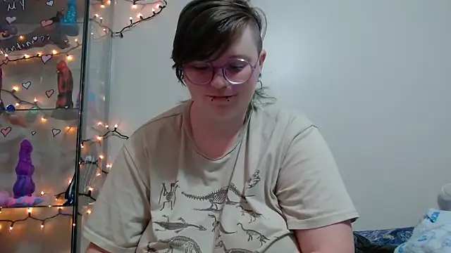 Snapshot of Pupghostt chatting on 04/06/26, 01:23 Pupghostt online show from 04/06/26, 01:23