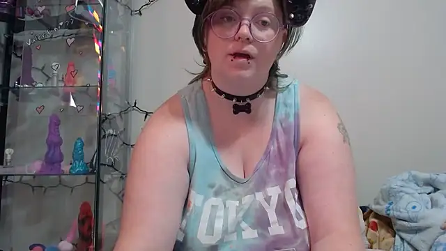Snapshot of Pupghostt chatting on 04/24/26, 01:13 Pupghostt online show from 04/24/26, 01:13