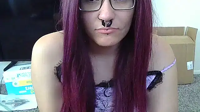 Snapshot of GabbyDaniella chatting on 12/20/25, 11:01 GabbyDaniella online show from 12/20/25, 11:01