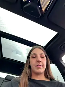 Snapshot of Just-Dori chatting on 12/20/25, 10:22 Just-Dori online show from 12/20/25, 10:22