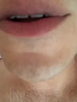 Snapshot of angelm123456 chatting on 12/21/25, 05:53 angelm123456 online show from 12/21/25, 05:53