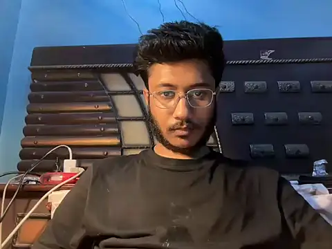 Sexy  Nerd online show from 05/08/26, 03:50
