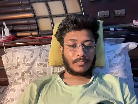 Sexy  Nerd online show from 05/17/26, 05:49