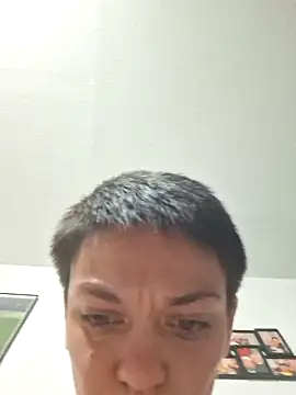 Snapshot of Angel34-83 chatting on 04/15/26, 07:43 Angel34-83 online show from 04/15/26, 07:43