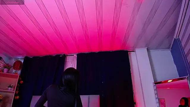 Emilyy05  online show from 01/10/26, 03:19