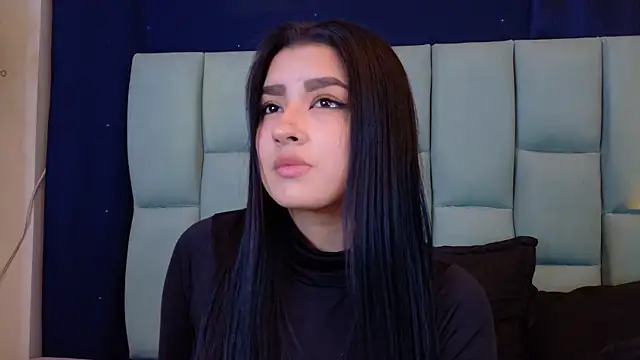 Emilyy05  online show from 07/17/26, 11:42