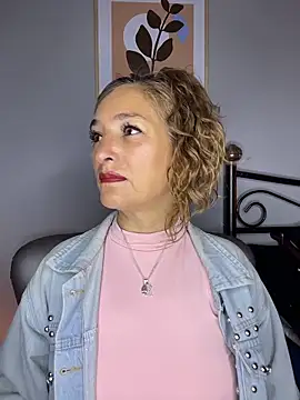 JennaMilf  online show from 05/17/26, 12:01