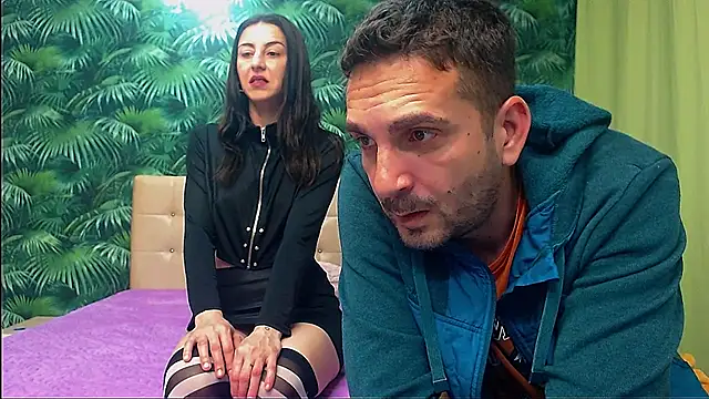 Stella John online show from 11/18/25, 05:45