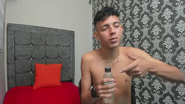 Danny Horny20 online show from 02/28/26, 12:17