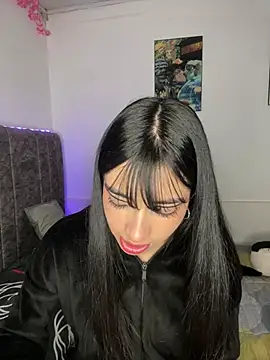 junorise23 online show from 04/08/26, 04:45