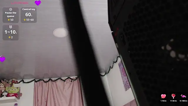 Snapshot of violett_brown9 chatting on 06/12/26, 06:34 violett brown9 online show from 06/12/26, 06:34